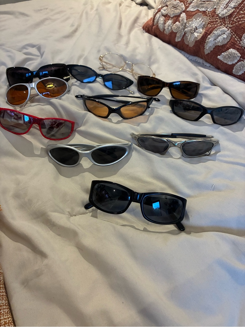 Unisex y2k glasses (selling all in one pack)